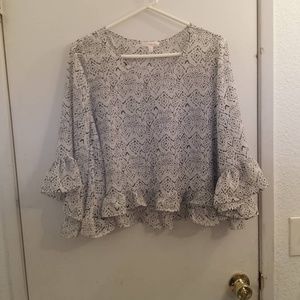 Bell sleeve blouse